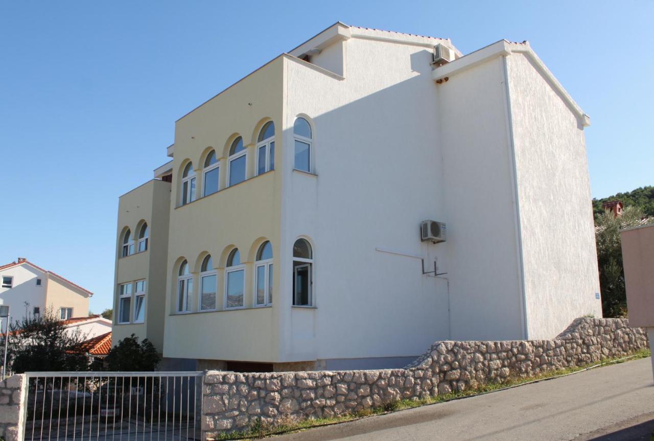 Apartments By The Sea Vinjerac, Zadar - 5811 Exterior photo